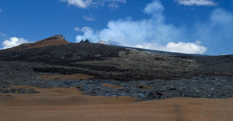 Napau Crater at End of Trail